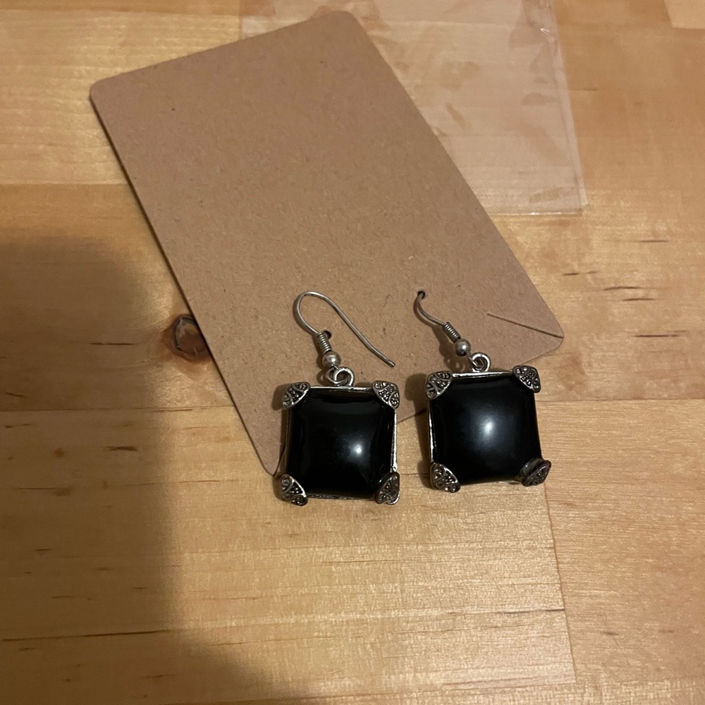 Elegant Black Square Earrings